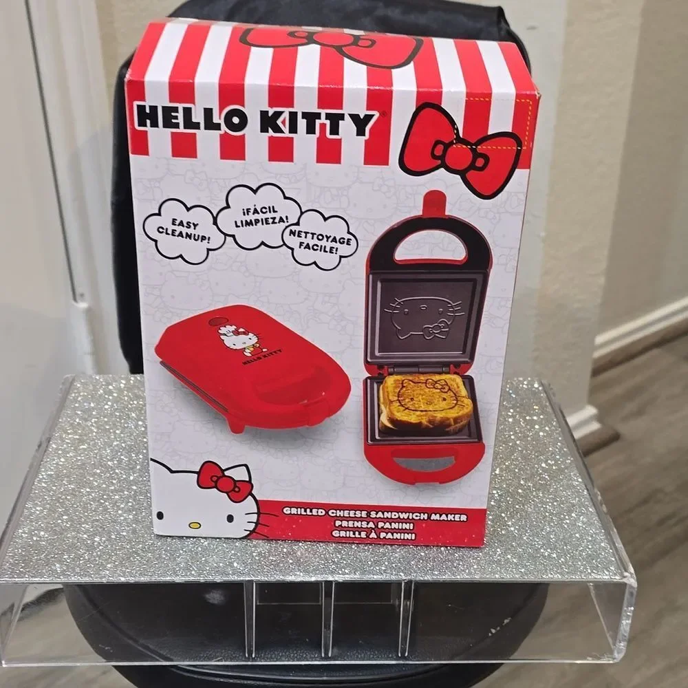 Hello Kitty Logo Sandwich Maker